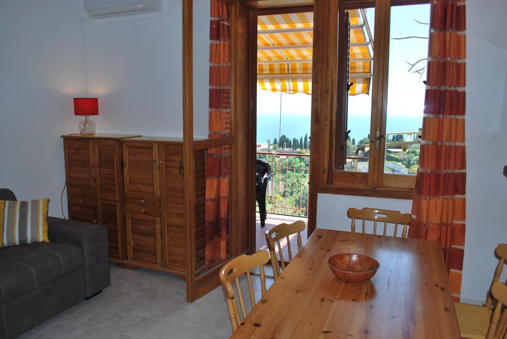 Ferienwohnung Profumo Di Lavanda Taormina Exterior foto